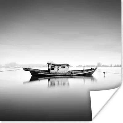 Produktbild von MuchoWow® Poster Verlassenes Boot im Wasser schwarz und weiß 100x100 cm - Babyzimmer