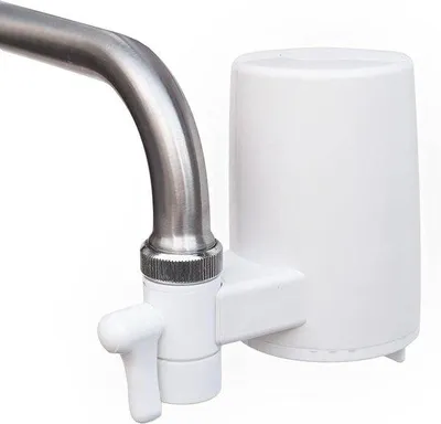 Productafbeelding van Famanu waterfilter voor kraan – filtert chloor, nitraten en onaangename smaken