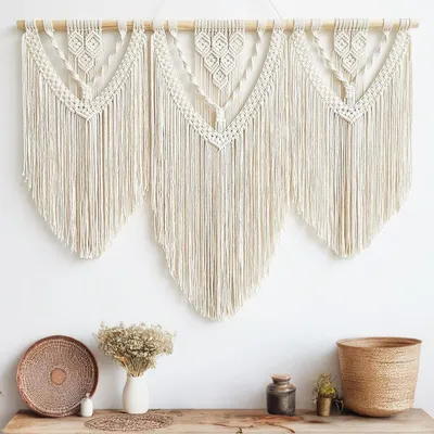 Immagine prodotto di Decorazione da parete in macramè intrecciato a mano per interni eleganti