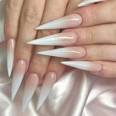 Immagine prodotto di Stiletto Press on Nails Extra Long French Tip 24 pezzi