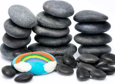 Produktbild von Belle Vous 120er Pack Fluss Steine zum bemalen - 1,3-7cm Steine Set für Kinder - Kieselsteine flach und glatt - flache Steine für Kunst DIY-Handwerk