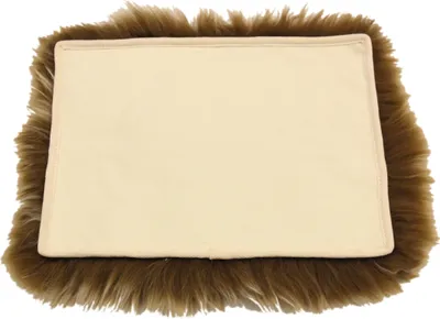 Produktbild von Sitzauflage Diana aus Lammfell hochwollig Cappuccino 35x35cm