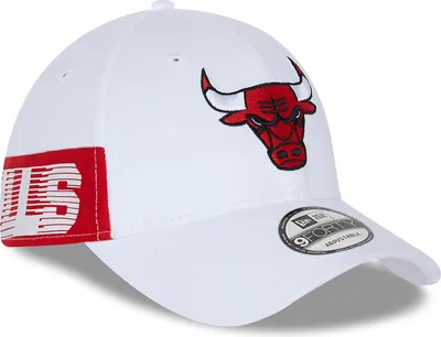 Zdjęcie produktu dla Regulowana czapka New Era 9Forty - SIDE MARK Chicago Bulls