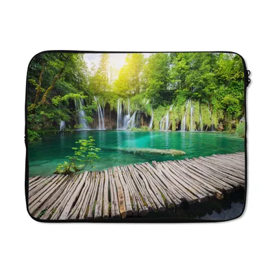 Produktbild von MuchoWow® Laptop Hülle 17 Zoll Laptoptasche Brücke - Wasserfall - Natur - Zipper - Schutzabdeckung
