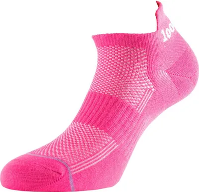 Image de 1000 Mile Chaussettes de sport Ultimate Tactel Femmes Course à pied Rose Moyen