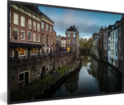 Produktbild von MuchoWow® Gerahmtes Poster Wolken - Wasser - Utrecht 90x60 cm - Poster mit Schwarzem Bilderrahmen Wandposter Rahmen Foto Bilder - Fotorahmen - Foto-Plakat