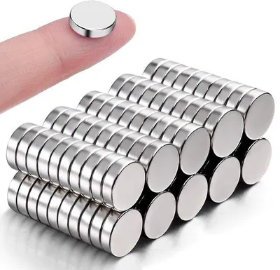 Immagine prodotto di Magneti potenti 10x3 mm, 100 pezzi, per lavagne magnetiche, frigoriferi, fai da te