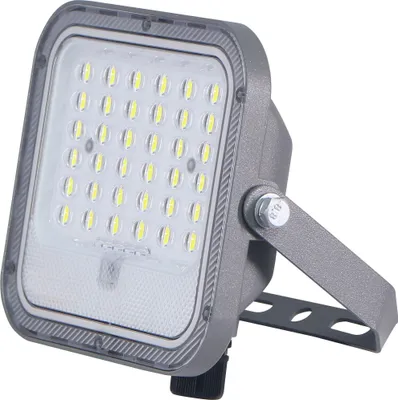 Immagine prodotto di Proiettore LED solare, 850 lumen, pannello remoto, 50 W, bianco freddo 6500 K, telecomando incluso, IP65