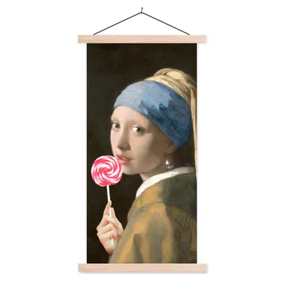 Produktbild von MuchoWow® Textilposter Das Mädchen mit dem Perlenohrring - Vermeer - Lollipop 40x80 cm mit holzfarbenen Rahmen - Wohnzimmer