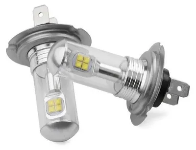 Produktbild von Set mit 2 LED-H7-Scheinwerferlampen, 12–24 V, Weiß, 6000 K