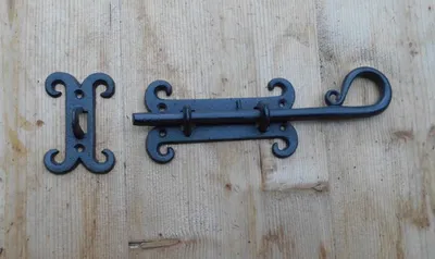 Produktbild von Antike Türverriegelung Eisenriegel Eisenhaken Türbeschlag Eisen Landhausstil