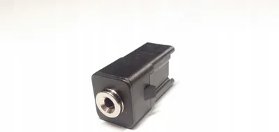 Obrázek produktu pro VOLVO XC90 audio konektor aux 30657961 OE