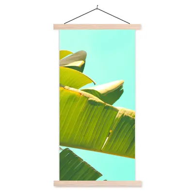 Produktbild von MuchoWow® Textilposter Bananenblatt - Blätter - Tropisch - Sommer 40x80 cm mit holzfarbenen Rahmen - Wohnzimmer