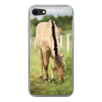 Produktbild von MuchoWow® Handyhülle Schutzhülle Hülle für iPhone 7 Porträt eines Fjordpferdes auf einer Wiese Silikon Softcase Handy Hülle - Kartenhalter