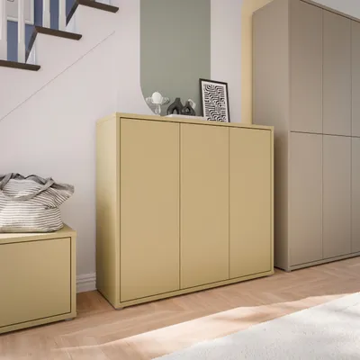 Produktbild von Forte ALICE SPRINGS Schuhschrank 100 110, modern-minimalistisch, 3-türig, Flurschrank, Holzwerkstoff, Buttergelb, 109,2 cm breit x 99,1 cm hoch x 34,9 cm tief