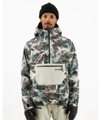 Imagen del producto de Chaqueta anorak MTN Surf de Jones, fabricada con materiales reciclados, diseño "PEAK CAMO", talla M