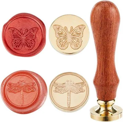 Produktbild von Silberne Siegelstempel – Messing – Set aus 2 – Schmetterlingslibelle – Holzgriff – Hochzeitseinladung – Geburtstagseinladung