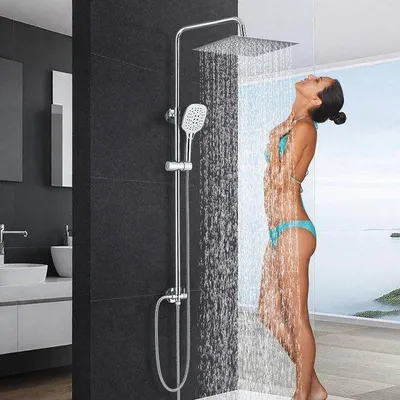Immagine prodotto di Set completo per doccia a soffitto Unyqoos®: soffione in acciaio inossidabile da 30x30 cm, barra regolabile in altezza da 82 a 123 cm, doccetta con 3 getti, valvola a tre vie in ottone