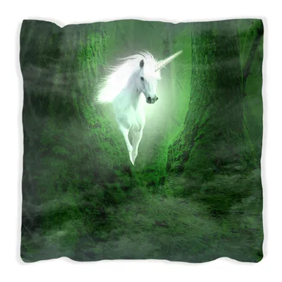 Produktbild von Wallario Premium Kissen, weiche Oberfläche, mit Motiv Weißes Einhorn im grünen Wald, Größe: 40 x 40 cm, mit weißer Rückseite