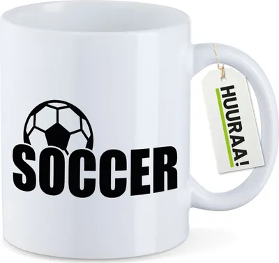 Produktbild von Huuraa Kaffeetasse Soccer Ball 330ml Weiß Keramik Kaffeebecher Geschenkidee