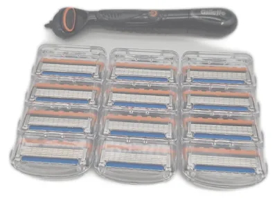 Produktbild von Gillette Rasierer Herrenkosmetik Fusion5 Power für Männer 12 Klingen Präzision Rasurpflege