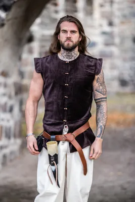 Produktbild von Gefütterter Samtwams Braun "Heinrich" S