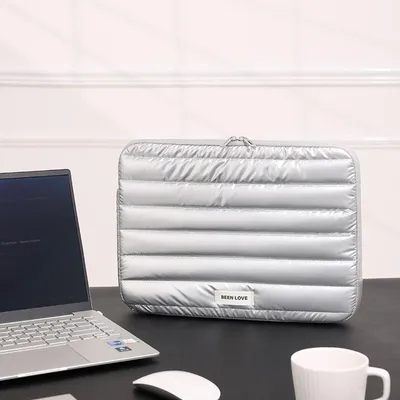 Produktbild von MEVYRA Laptop-Schutzhülle 13,3 Zoll, Silber, 34x2,5x24cm