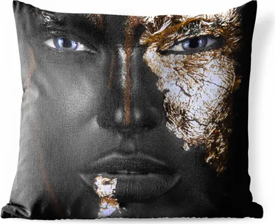 Produktbild von MuchoWow® Outdoor Kissen - Gold - Weiblich - Schwarz - 45x45 cm - Wetterfest - Lounge Kissen - Fotokissen - Dekoratives Kissen