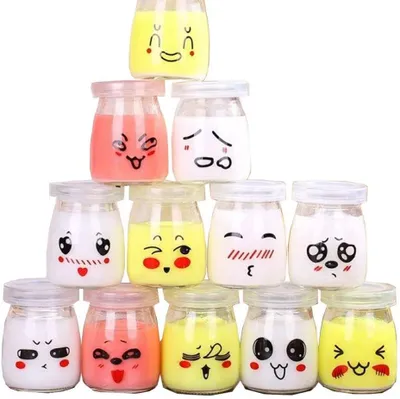 Image de 12 pots à yaourt en verre avec couvercle, décorés de différentes émoticônes, pots à crème dessert d'une contenance de 100 ml
