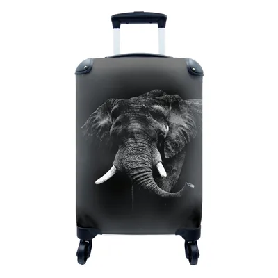 Produktbild von MuchoWow® Koffer Handgepäck Trolley Rollkoffer Kleine Reisekoffer mit 4 Rollen - Elefant vor schwarzem Hintergrund - schwarz und weiß - Cabin Size < 55x40x23 cm & 55x40x20 cm - Fotokoffer - Kabinenkoffer - Boardgepäck - Reise-Box - Reisekoffer - Reisegepäck - Koffer mit Bild - Trolley für Kinder