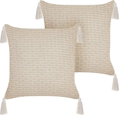 Produktbild von BELIANI 2er Set Streukissen Hellbeige 42 x 42 cm Wurfkissen mit geometrischen Mustern Fransen Abnehmbarer Bezug mit Füllung