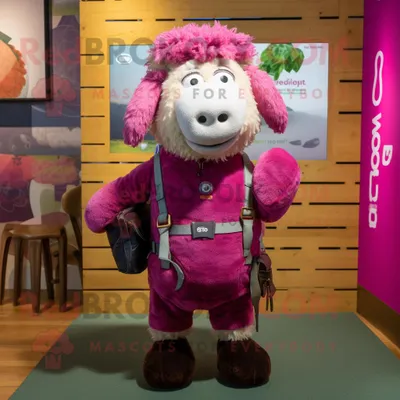 Produktbild von Magenta-Suffolk-Schaf REDBROKOLY Maskottchen kostüm gekleidet in einen Strampler und Aktentaschen