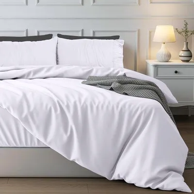 Imagen del producto de Juego de sábanas Unyqoos® de 200x200 cm – microfibra (poliéster) cepillada, color blanco, 1 funda de edredón + 2 fundas de almohada de 50x75 cm, con cierre de cremallera