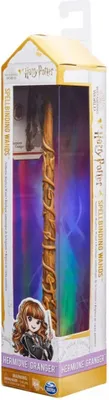 Produktbild von Wizarding World Harry Potter - Authentischer Hermine Granger Zauberstab aus Kunststoff mit Zauberspruch-Karte, ca. 30,5 cm