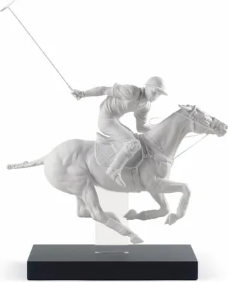 Produktbild von Casa Padrino Luxus Porzellan Deko Figur Polospieler Matt Weiß / Schwarz 50 x 20 x H. 61 cm