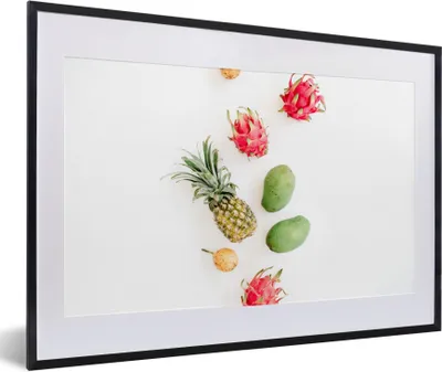 Produktbild von MuchoWow® Gerahmtes Poster Obst - Tropisch - Ananas 60x40 cm - Poster mit Schwarzem Bilderrahmen Wandposter Rahmen Foto Bilder - Schlafzimmer - Plakat in Rahmen - Drucken
