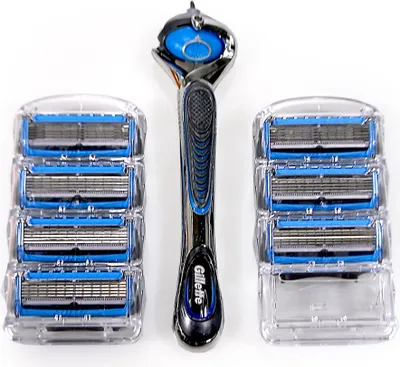 Produktbild von Gillette Fusion 5 ProShield Chill Rasierklingen, 7er Pack + Rasierergriff