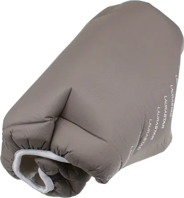Immagine prodotto di Copriferro Laurastar Mycover Taupe, 131 cm x 55 cm, Gommino di trattenuta, Adatto ai sistemi stiranti Laurastar, Facile installazione, Lavabile in lavatrice