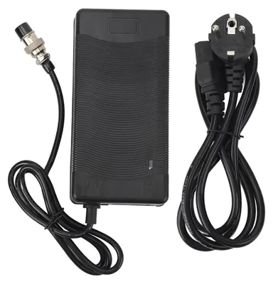 Obrázek produktu pro 54,6 V 5 A nabíječka s 3kolíkovou zástrčkou GX16, napájecí jednotka pro elektrické kolo, skútr