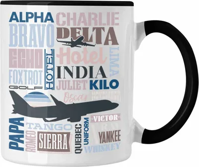 Produktbild von Trendation - Pilot ABC Alphabet Tasse Geschenk Beruf Flugzeug (Schwarz)