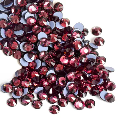 Produktbild von Hotfix Strasssteine - Zum Aufbügeln auf Textilien - Amethyst - SS20 - 1440 Stück - 4,6-4,8 mm