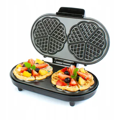 Zdjęcie produktu dla Żelazko do gofrów "Herzwaffeleisen" marki Austria, moc 1000 W, przygotowuje 10 gofrów w kształcie serca