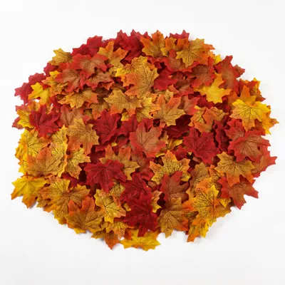 Image de Décoration de feuilles d'automne, 200 feuilles d'érable artificielles, feuilles d'automne artificielles pour les fêtes d'automne, Thanksgiving, Halloween, les mariages, les fêtes et les séances photo.