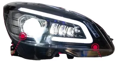Obrázek produktu pro Světlometová jednotka, kompatibilní s Benz W204 2007-2011, LED technologie, snadná instalace, projektorová čočka dálkových světel Angel Eye, VŠECHNY LED