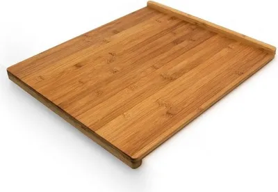 Image de Planche à découper en bambou avec bord d'arrêt
