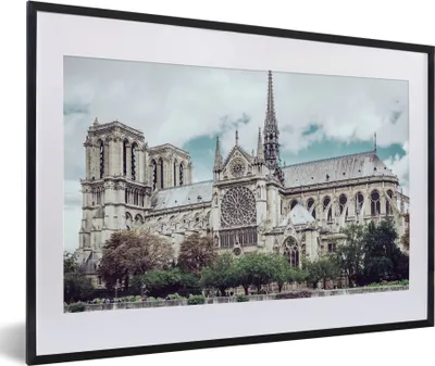 Produktbild von MuchoWow® MuchoWow® Gerahmtes Poster Blick auf die Kathedrale Notre-Dame in Paris 60x40 cm - Poster mit zchwarzem Bilderrahmen - Schlafzimmer - Plakat in Rahmen - Drucken