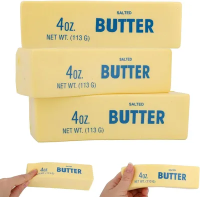 Productafbeelding van 3st squishy's in de vorm van boterstokjes - Ultrazacht en langzaam rijzend knijpspeeltjes