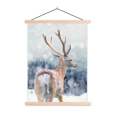 Produktbild von MuchoWow® Textilposter Winter - Hirsche - Tiere 60x80 cm mit holzfarbenen Rahmen - Wandbild