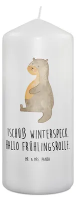 Produktbild von Mr. & Mrs. Panda Kerze Otter Bauch 19 x 8 cm - Weiß - Geschenk, Erinnerungskerze, Sportmuffel, Erinnerungslicht, Bedruckte, Winterspeck, Stumpenkerze, Blockkerze, dick