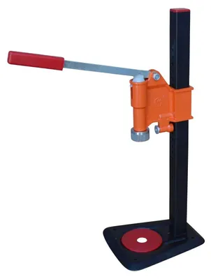 Immagine prodotto di Macchina per chiudere tappi da 26 mm